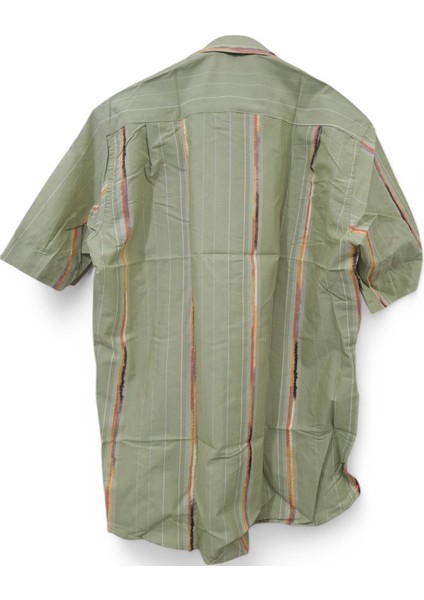 L BEDEN TEK CEPLİ YEŞİL PAMUKLU NORMAL KESİM RENK BLOKLU ÇİZGİLİ KISAKOLLU ERKEK GÖMLEK