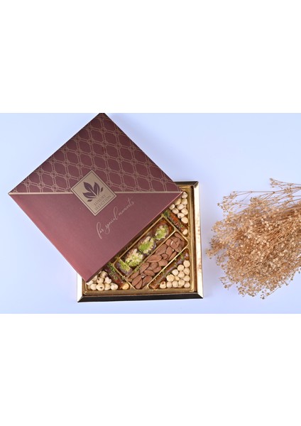 Lüx Karışık Hediyelik Kuruyemiş 650 gr 026 modelleri