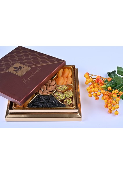 Lüx Karışık Hediyelik Kuruyemiş 750 gr 036