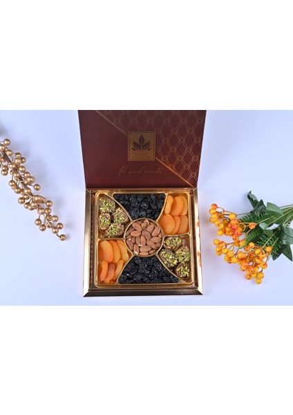Lüx Karışık Hediyelik Kuruyemiş 750 gr 036