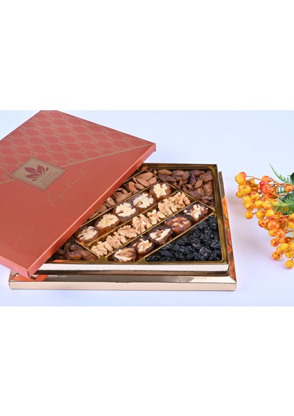Lüx Karışık Hediyelik Kuruyemiş 900 gr 011