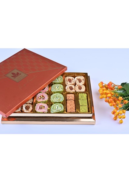Lüx Karışık Hediyelik Kuruyemiş 900 gr 019