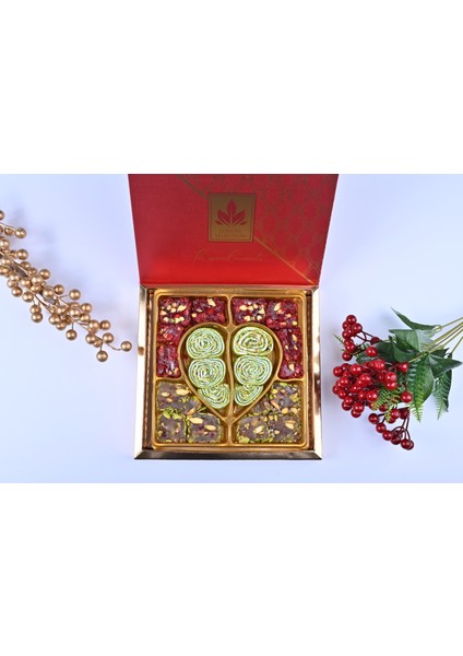 Lüx Karışık Hediyelik Kuruyemiş 700 gr 022 fırsatları