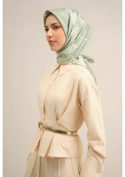 2025 Desenli Saf Ipek Twill Eşarp 9344-37 fiyatları