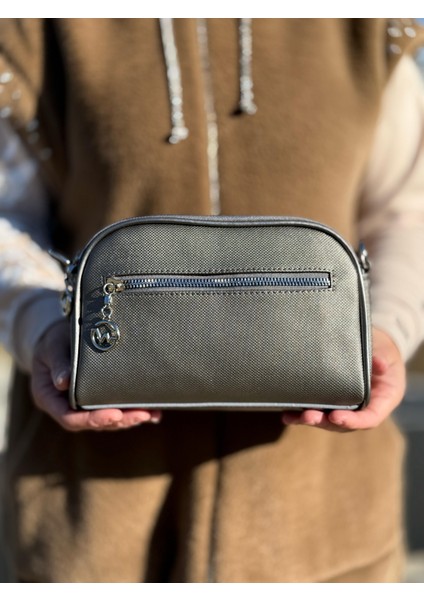 Kadın 4 Bölmeli Lacost Deri Ayarlanabilir Uzun Askılı Çapraz ve Omuz Çantası fırsatları