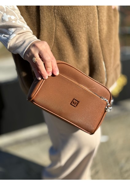 Kadın 4 Bölmeli Lacost Deri Ayarlanabilir Uzun Askılı Çapraz ve Omuz Çantası indirimleri