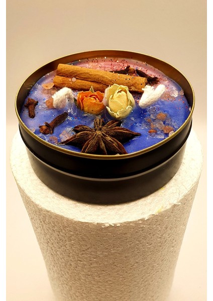 Renkli temalı metal teneke soya wax mum, tarçın aromalı, dekoratif ve kokulu parça fırsatları
