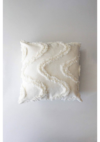 Bej Desenli Tüylü Pamuklu Dekoratif Yastık Kılıfı 40x40 cm