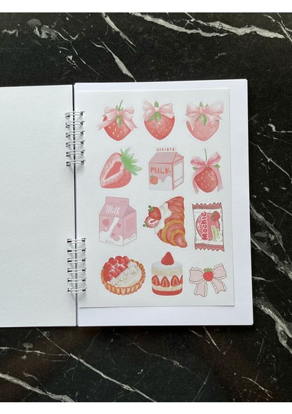 Çilek Desenli 50 Sayfa Not Defteri 1 Sayfa Stickerlı