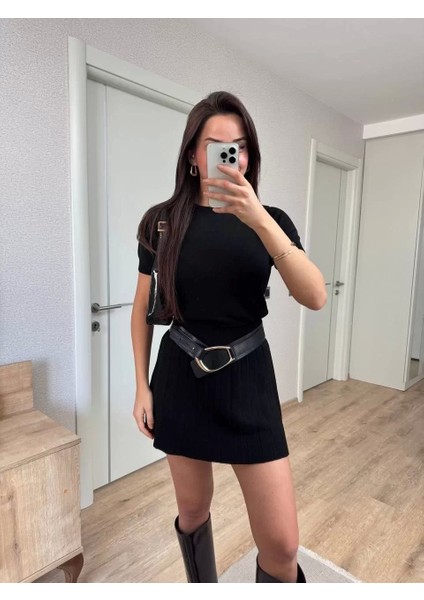 Kısa Kollu Bluz Mini Etekli Ikili Takım Triko - Siyah