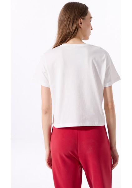 Bisiklet Yaka Nakışlı Kırık Beyaz Kadın T-Shirt J5SL-TST7884 indirimleri