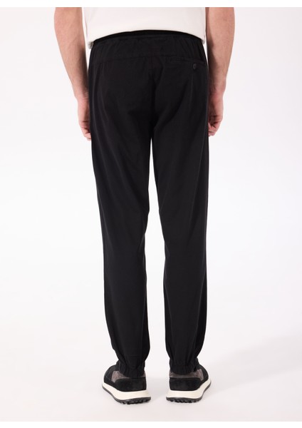 Lastikli Bel Lastikli Paça Standart Siyah Erkek Pantolon J4WM-PNT4999 indirimleri