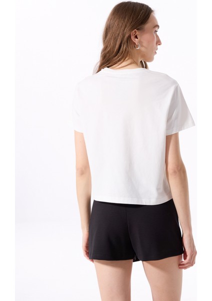 Bisiklet Yaka Baskılı Kırık Beyaz Kadın T-Shirt J5SL-TST7886 fırsatları