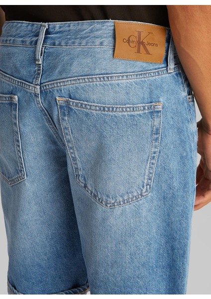 Erkek Denim Şort J30J3275131A4 Regular Short modelleri