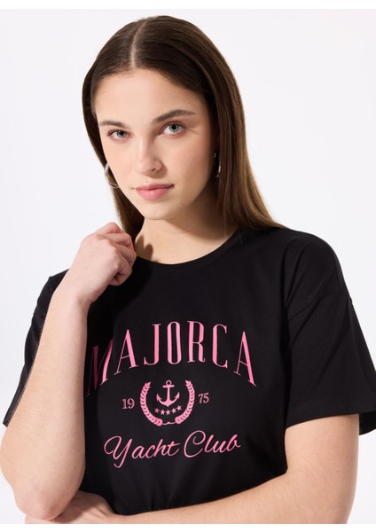Bisiklet Yaka Baskılı Siyah Kadın T-Shirt F5SL-TST0459