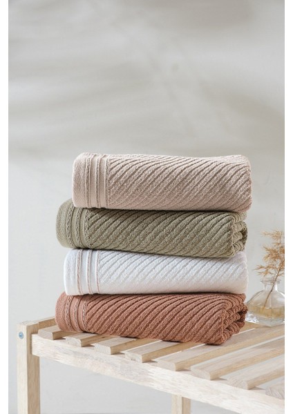 Yumuşak ve şık 4'lü pamuklu el ve yüz havlu seti, 50x90 krem renkli