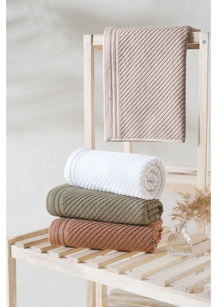 Yumuşak ve şık 4'lü pamuklu el ve yüz havlu seti, 50x90 krem renkli fiyatları