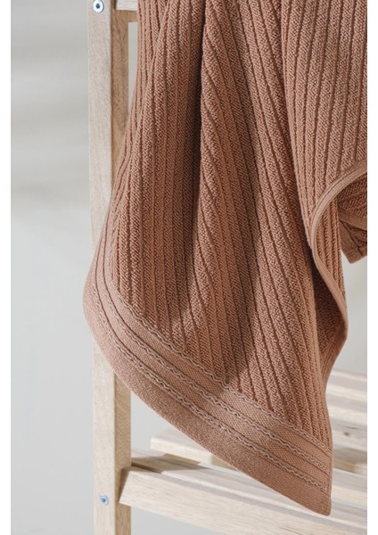 Yumuşak ve şık 4'lü pamuklu el ve yüz havlu seti, 50x90 krem renkli fırsatları