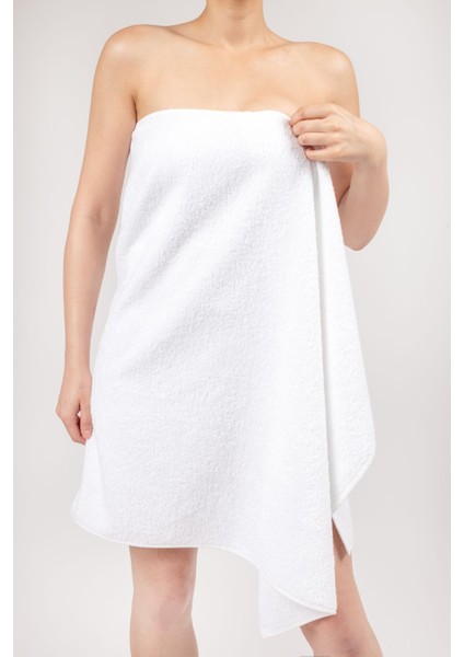 Beyaz pamuklu büyük banyo ve plaj havlusu 70x140 cm, yumuşak ve hafif kullanım