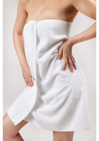 Beyaz pamuklu büyük banyo ve plaj havlusu 70x140 cm, yumuşak ve hafif kullanım fiyatları