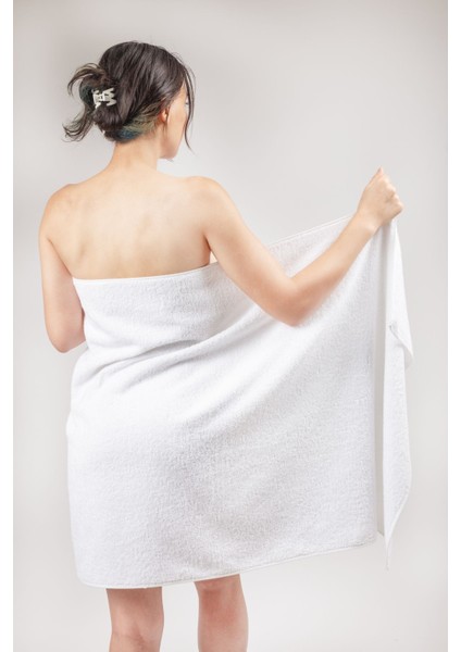 Beyaz pamuklu büyük banyo ve plaj havlusu 70x140 cm, yumuşak ve hafif kullanım fırsatları