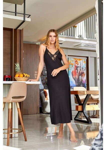 Aqua 25164 Dantelli Yırtmaç Detay Gecelik