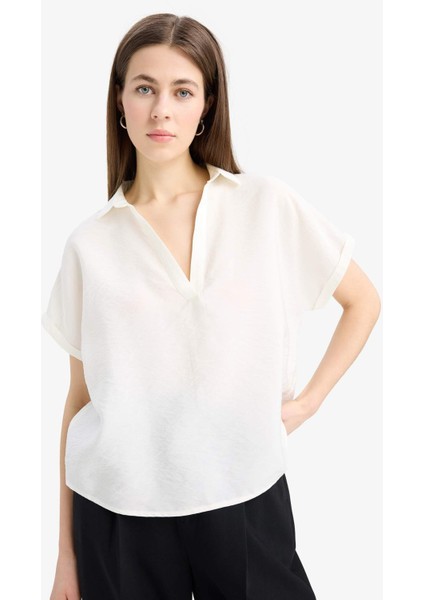 Comfort Fit Gömlek Yaka Basic Düz Kısa Kollu Bluz E5989AX25SP
