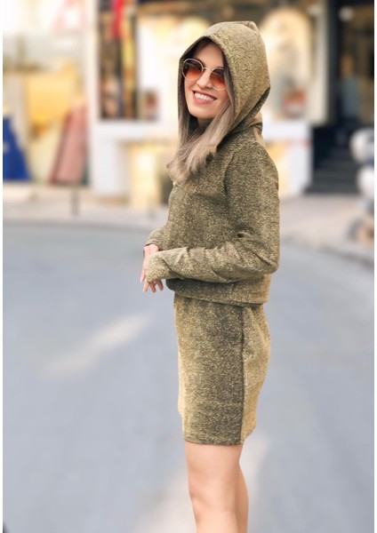 Simli Kapşonlu Sweatshirt