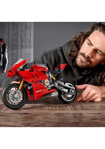 Technic Ducati Panigale V4 R Motosiklet 42107 Yapı Seti Multicolor