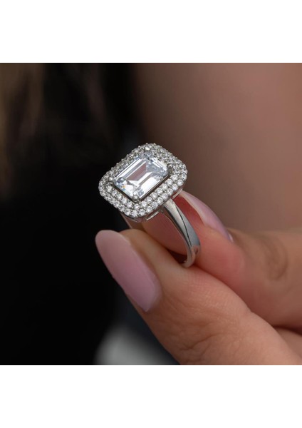 Beyaz Zirkon Taşlı Baget Gümüş Tektaş Yüzük fiyatları