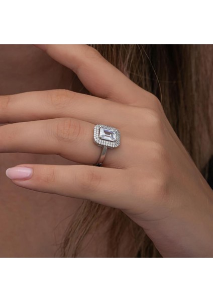 Beyaz Zirkon Taşlı Baget Gümüş Tektaş Yüzük indirimleri