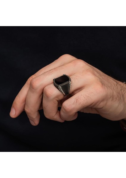 Oniks Siyah Taşlı Isimli 925 Gümüş Erkek Yüzük indirimleri