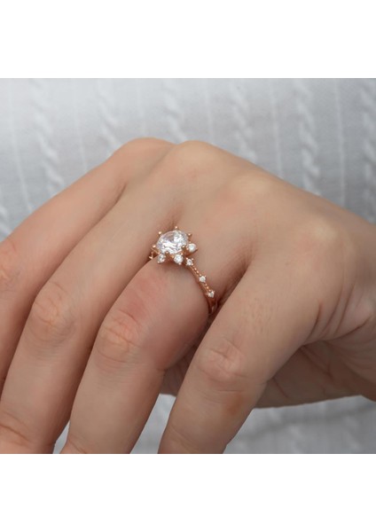 Prenses Model Rose Kaplama Zirkon Taşlı Gümüş Tektaş Yüzük modelleri