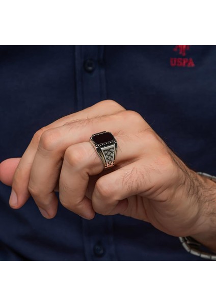 Siyah Oniks Taşlı Kazaz Model 925 Gümüş Yüzük fırsatları