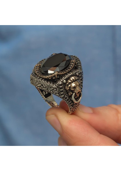 Aslan Kapı Tokmak Modeli Siyah Taşlı 925 Gümüş Yüzük indirimleri