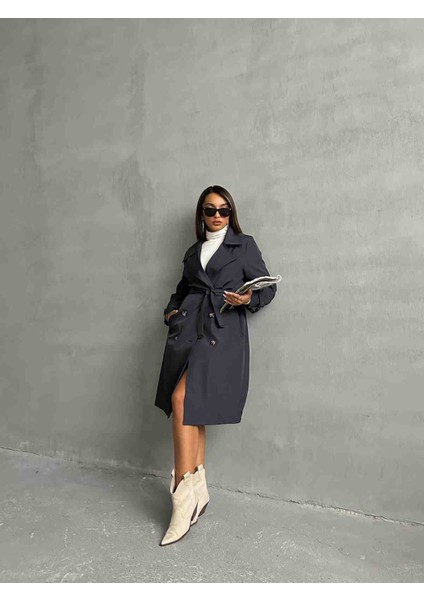 Kadın Kruvaze Yaka Kol Detaylı Kuşaklı Astarlı Lacivert Oversize Trençkot fiyatları