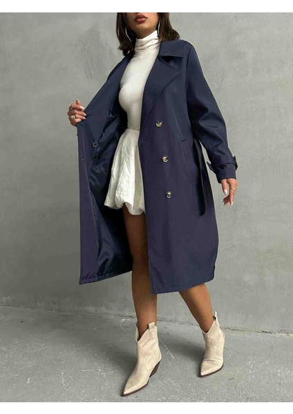 Kadın Kruvaze Yaka Kol Detaylı Kuşaklı Astarlı Lacivert Oversize Trençkot fırsatları