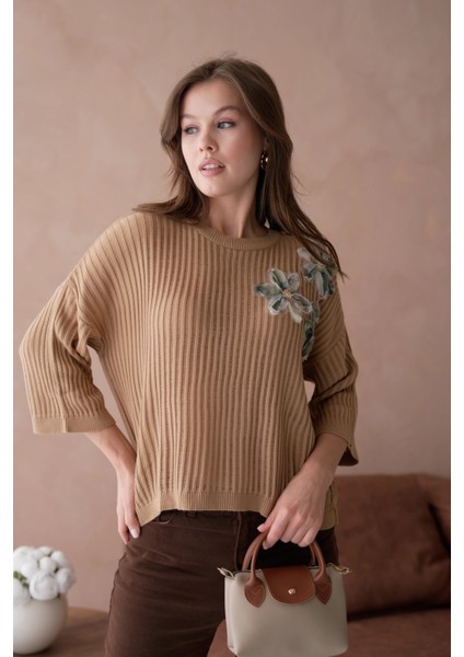 Bisiklet Yaka Aplikeli Ajurlu Salaş Triko Bluz indirimleri