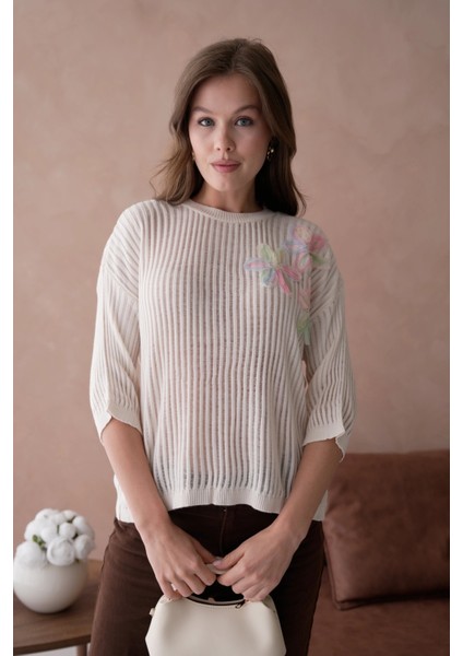 Bisiklet Yaka Aplikeli Ajurlu Salaş Triko Bluz indirimleri