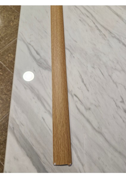 Parke Eşik Çıtası Kendinden Silikonlu Yapışkanlı Meşe Renkli Alüminyum Profil 90 Cm/3 Adet.