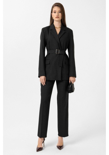 Siyah Kadın Kemerli Blazer Ceket fiyatları