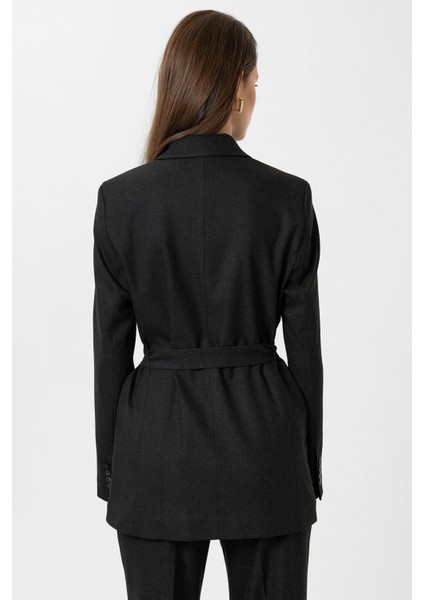 Siyah Kadın Kemerli Blazer Ceket indirimleri