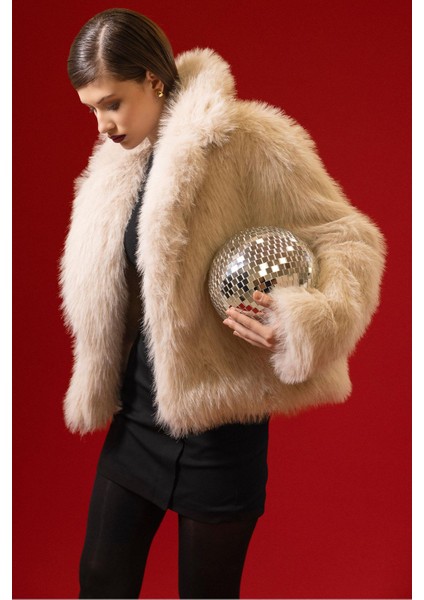 Bej Kadın Ceket Yaka Suni Kürk Ceket fiyatları