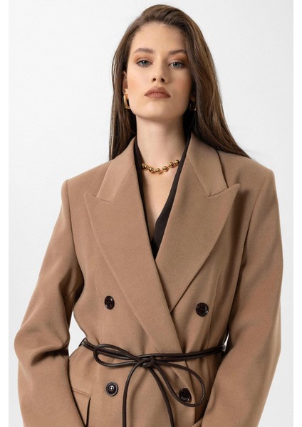 Camel Kadın Kemerli Kruvaze Kaban indirimleri