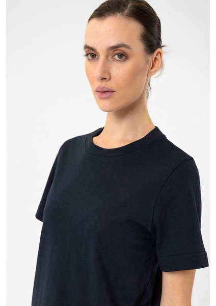Lacivert Kadın Bisiklet Yaka Basic T-Shirt fırsatları
