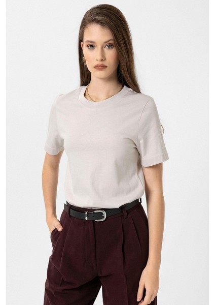 Taş Kadın Bisiklet Yaka Basic T-Shirt fiyatları