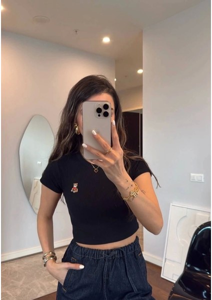 my Bisiklet Yaka Kısa Kollu Nakışlı Crop - Siyah