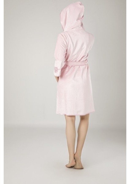 Kadın Pembe Nakışlı Pamuklu Rahat Bornoz, Yumuşak ve Şık Tasarım fiyatları