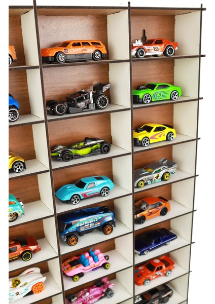 50 Araçlık Ahşap Duvar Rafı ( Hotweels ve Matchbox )