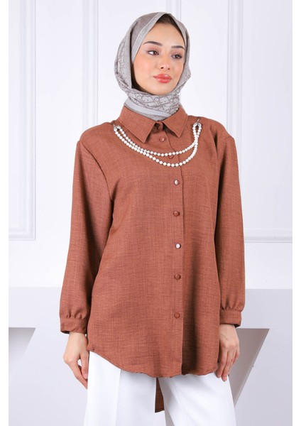 Kahverengi İnci Kolyeli Keten Gömlek